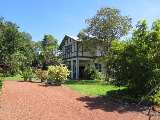 Burnett House