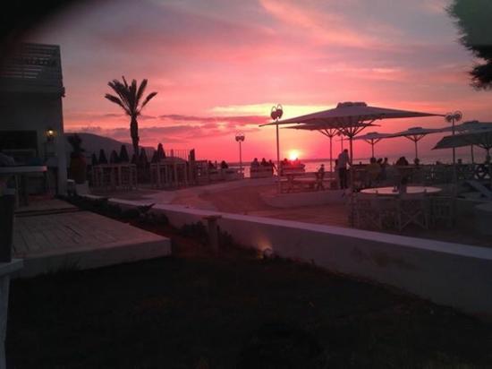 Thalassa Bar Restaurant