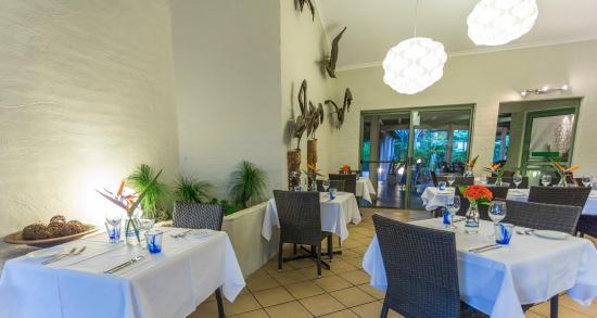 Wild Prawn Cafe Bar + Grill