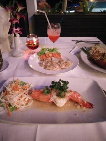 Sea'n sun Bar and Restaurant