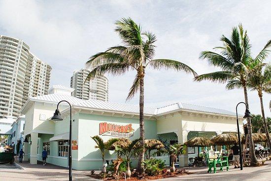 Mulligan's Beach House Bar and Grill