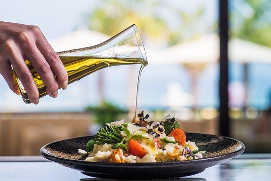 Drift Beach Bar & Grill Restaurant