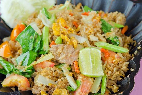 Tom Yum Kai Wan Noodle