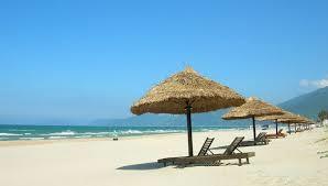 Lang Co Beach