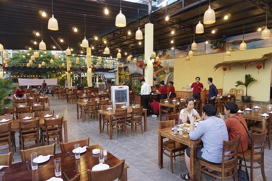 Cua Vang Seafood Restaurant
