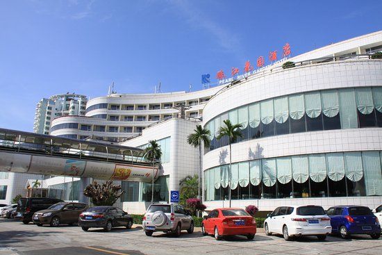 Summer Shopping Mall