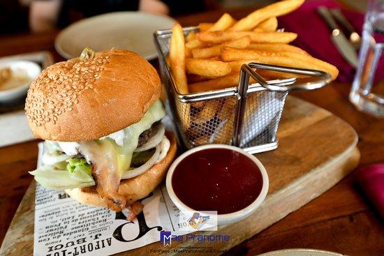 Sand Box Restaurant and Bar
