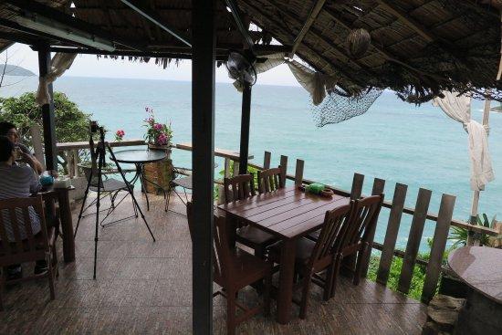 Nakalay Beach Front Dining