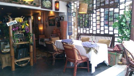 Shameena Restaurant and Lounge