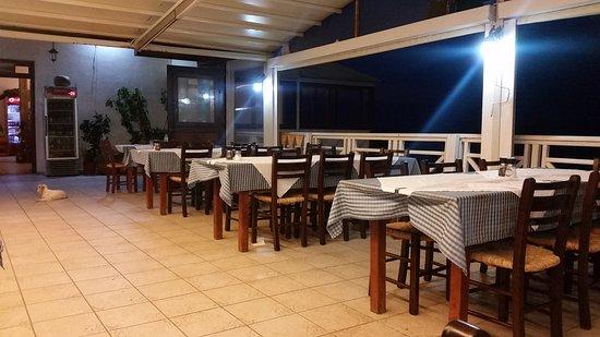 Taverna Bar To Kima