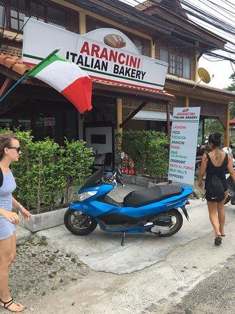 Arancini Italian Bakery