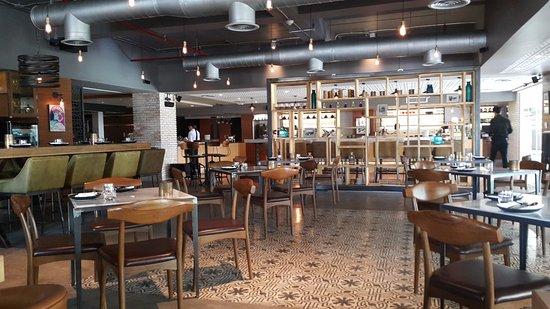 Metzo's Bistro