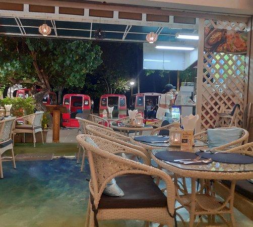 Ancora Blu Bistro and Bar
