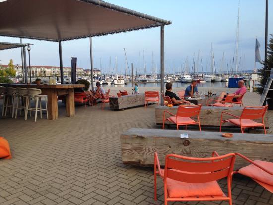 Tavolo in der YachtWelt Weiße Wiek