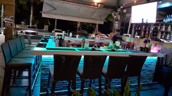 Akvavit Grill & Bar