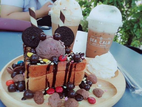 Sea Calm Cafe & Bistro