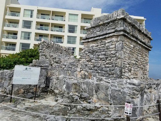 Yamil Lu'um Archeological Site