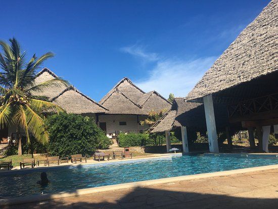 Karafuu Hotel Beach Resort Restaurant