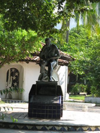 John Huston Plaza