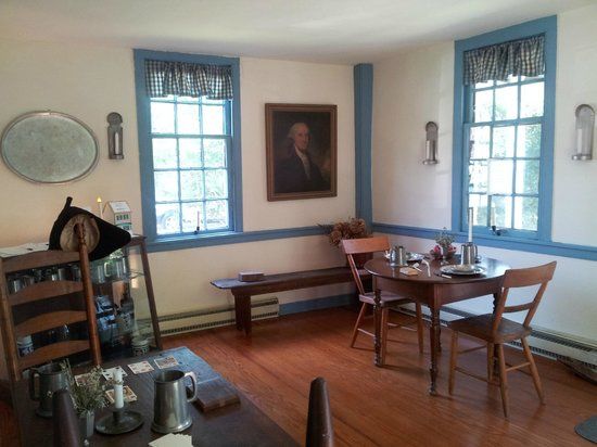 The Colonial House