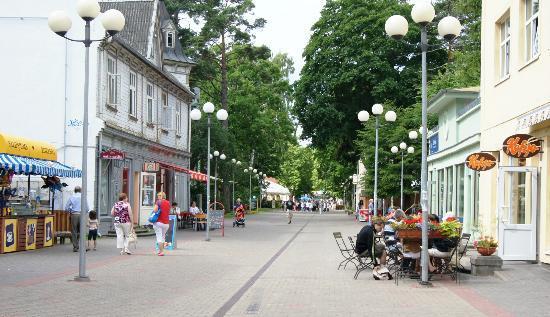 Jomas Street