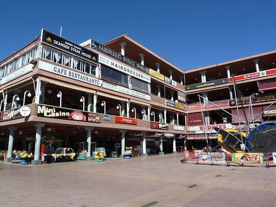 Centro Commerciale Yumbo Centrum