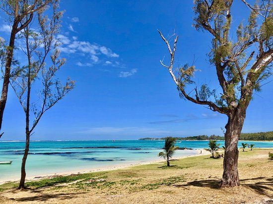 Belle Mare Beach