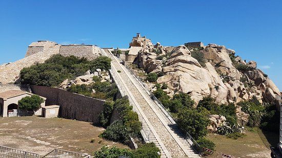 Monte Altura Fortress