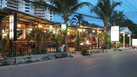 Aroi Dee Restaurant
