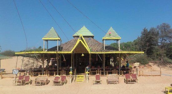 Dom's Beach Shack
