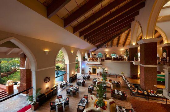 Cafe Cascada & Lanai