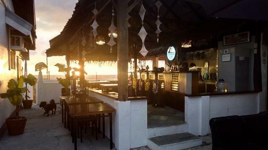 Le Point Bar PH